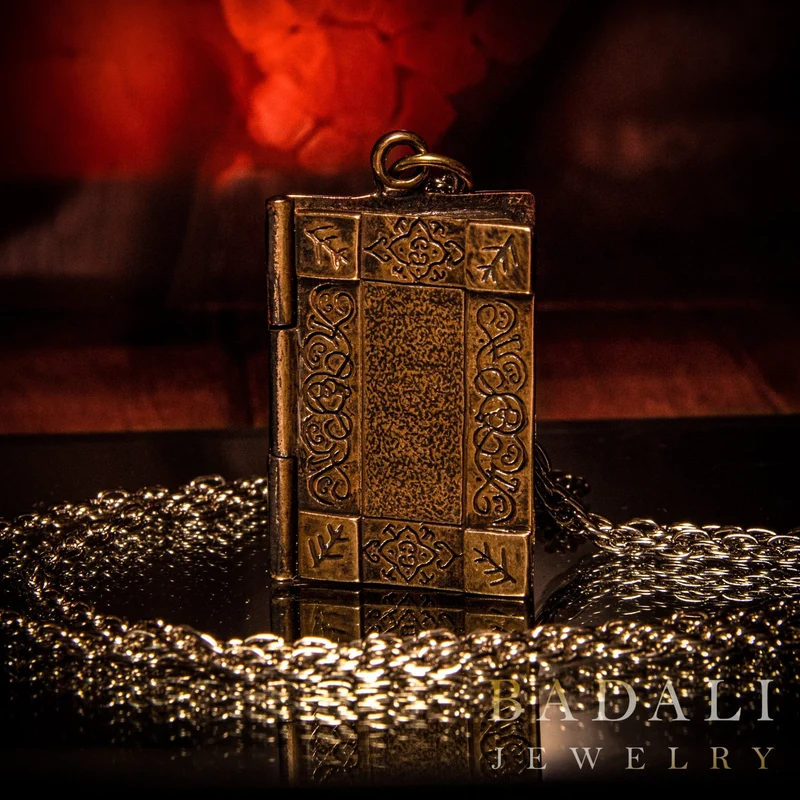 Collar Necronomicon - Bronce