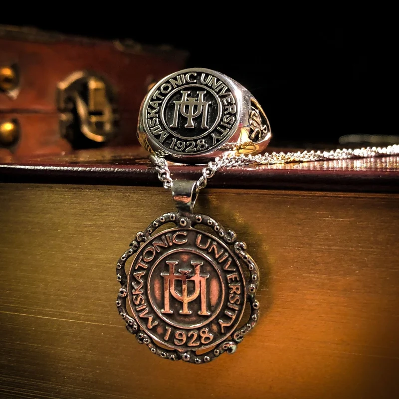 Collar de clase de la Universidad de Miskatonic - Bronce