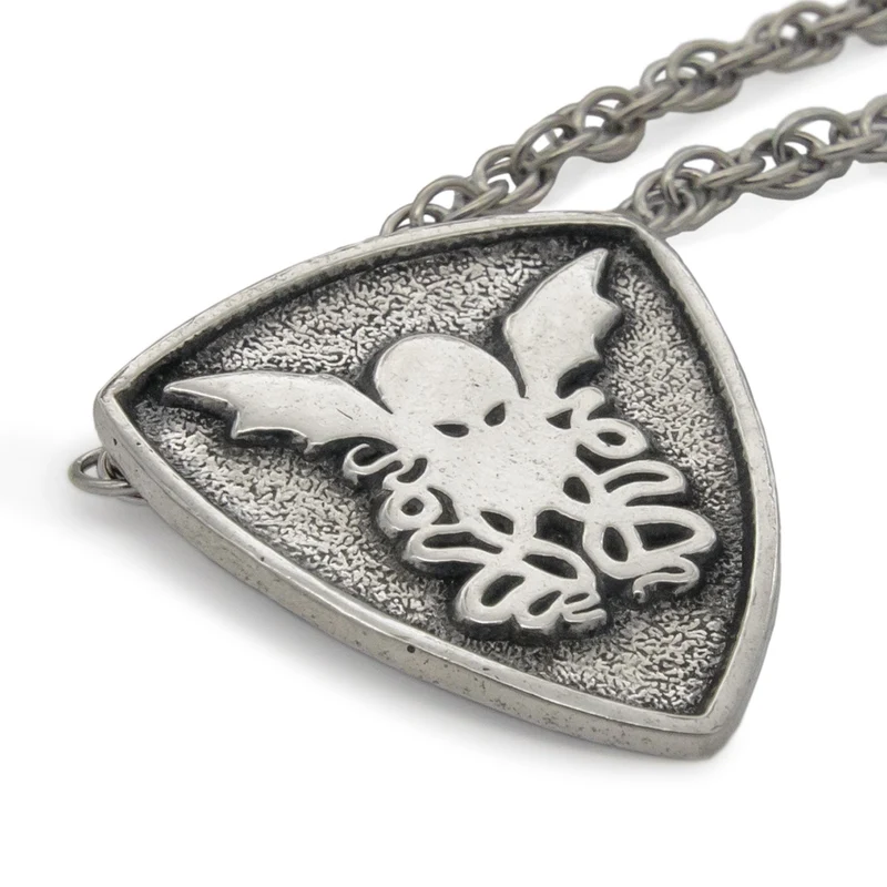 Collar con escudo de Cthulhu