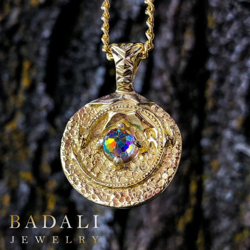 SMAUG™ el collar dorado