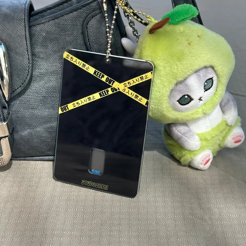 Do not touch photocard holder