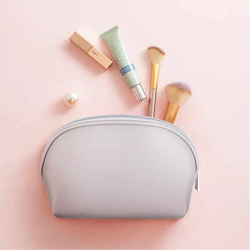 MINISO Tas Penyimpanan Kosmetik Tempat Makup Cosmetic Bag Simple，Tas KosmetikPouch Dompet /Make Up Cosmetic Mini Bag /Tas penyimpanan barang makeup kotak