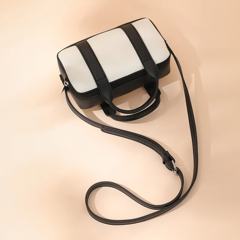 MINISO Tas Selempang Wanita Sling Bag Tas Bahu Kombinasi Warna Vintage