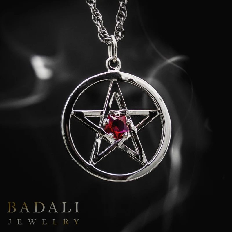Collar de pentáculo de Harry Dresden con rubí