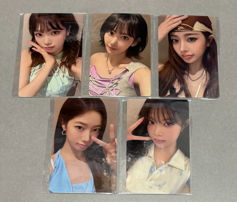 [LUCKY DRAW EVENT] [LE SSERAFIM] Pureflow : Weverse Fansign POB Photocard