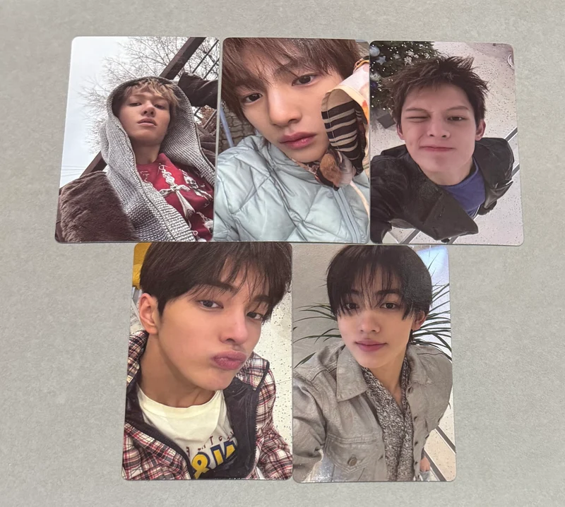 [LUCKY DRAW EVENT] [CORTIS] Green Green : Weverse POB Photocard