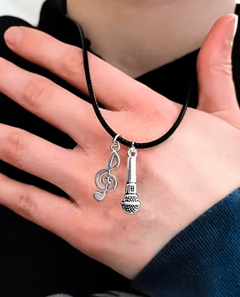 Music Legends - N43 Collar de cuerda ajustable con Colgante de Nota Musical