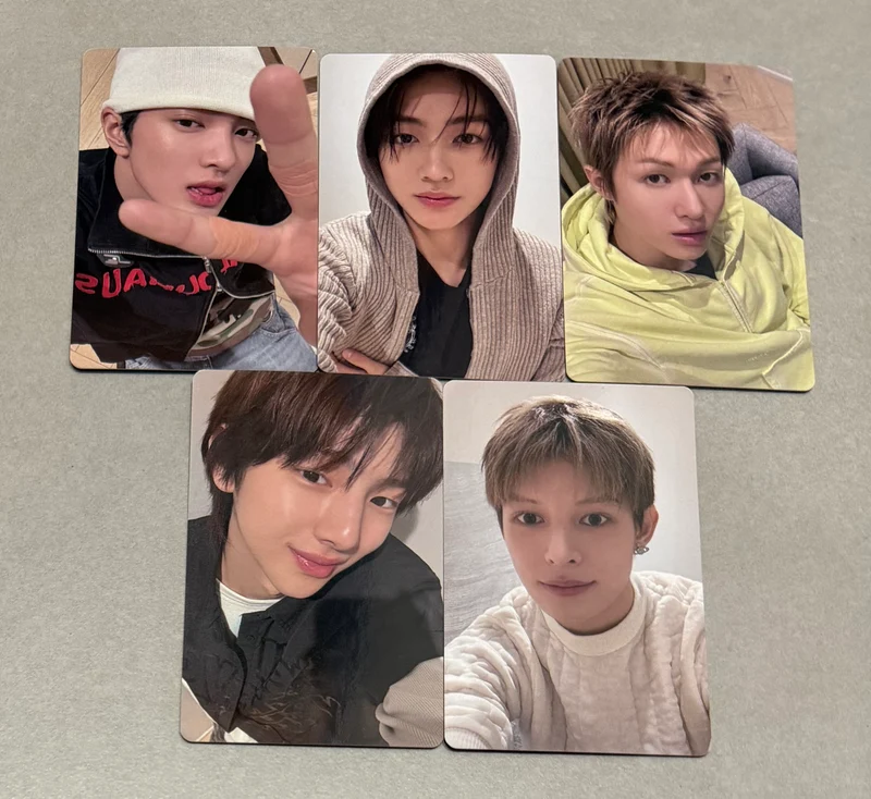[LUCKY DRAW EVENT] [CORTIS] Color Outside The Lines : YZY 5.0 POB Photocard