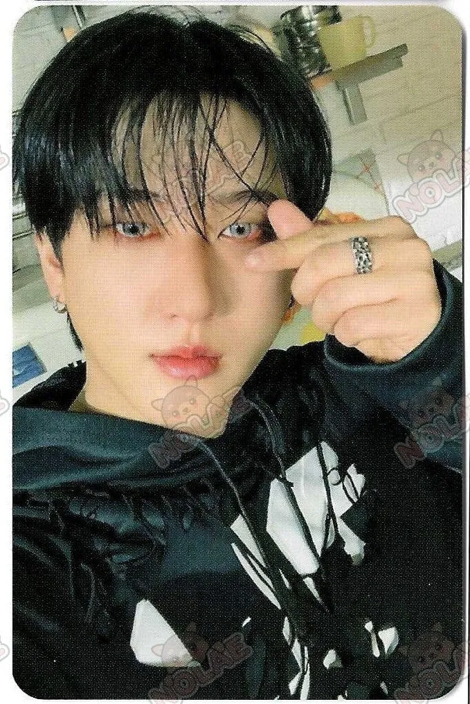 STRAY KIDS - KARMA - POB SKZOO PHOTOCARD