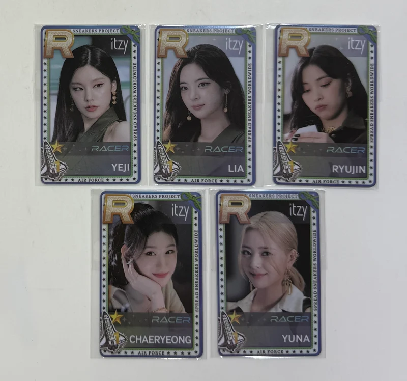 [LUCKY DRAW EVENT] [ITZY] Racer : Superstar Photocard