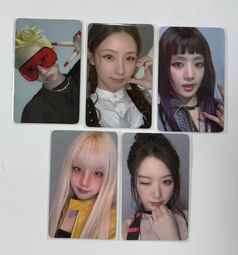[LUCKY DRAW EVENT] [I-DLE] : We Are : Studio Choom POB Photocard