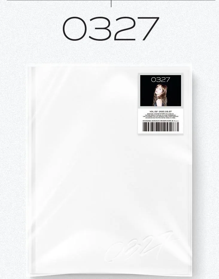 LISA - [PHOTOBOOK] VOL. 2 (SECOND EDITION)