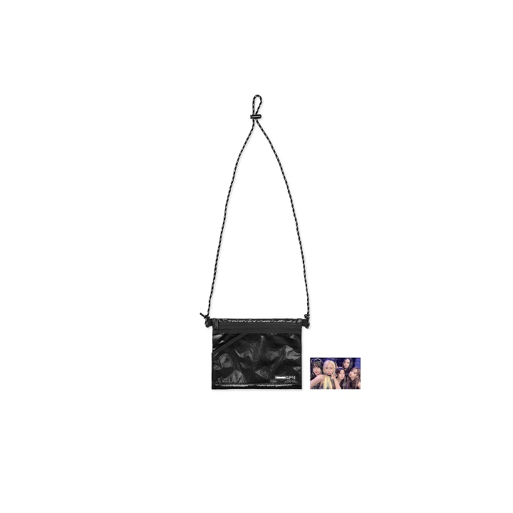 [LE SSERAFIM] 2025 TOUR : EASY CRAZY HOT : Sacoche Bag (Black)