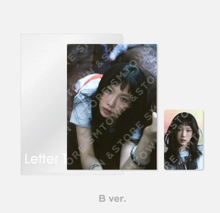 [SNSD Girls Generation] Taeyeon : Letter To Myself : Postcard + Hologram Photocard Set