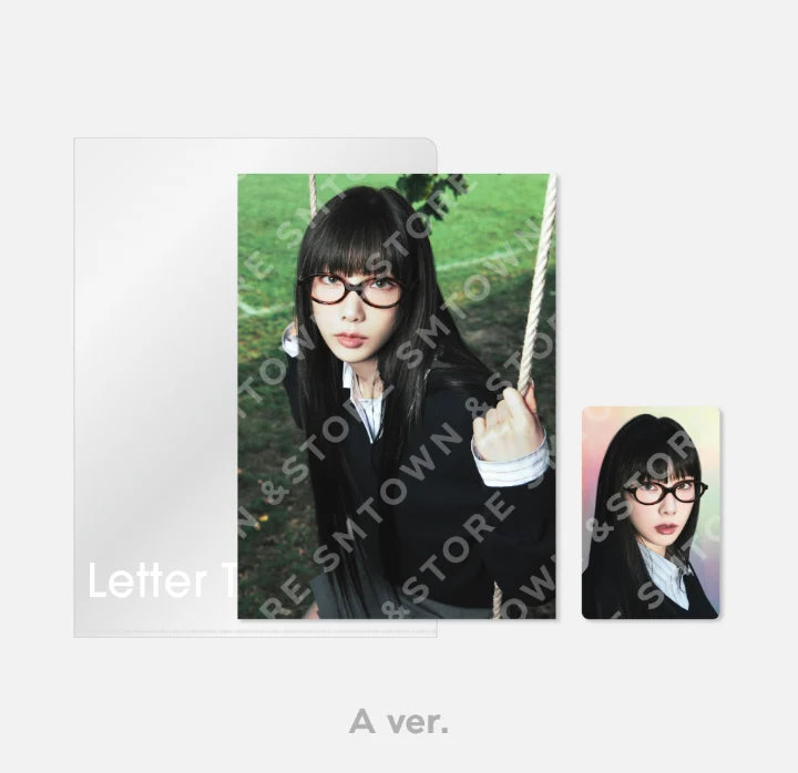 [SNSD Girls Generation] Taeyeon : Letter To Myself : Postcard + Hologram Photocard Set