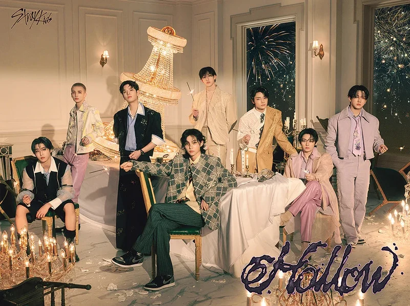 STRAY KIDS - HOLLOW (3RD JAPAN ALBUM)