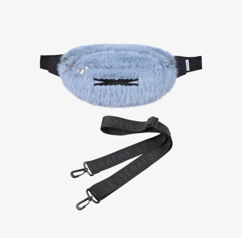 [LE SSERAFIM] Crazy : Japan : Fur Body Bag