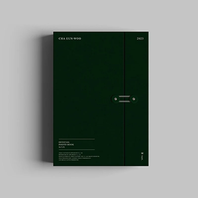 CHA EUN WOO (ASTRO) - OFFICIAL PHOTO BOOK IN LA