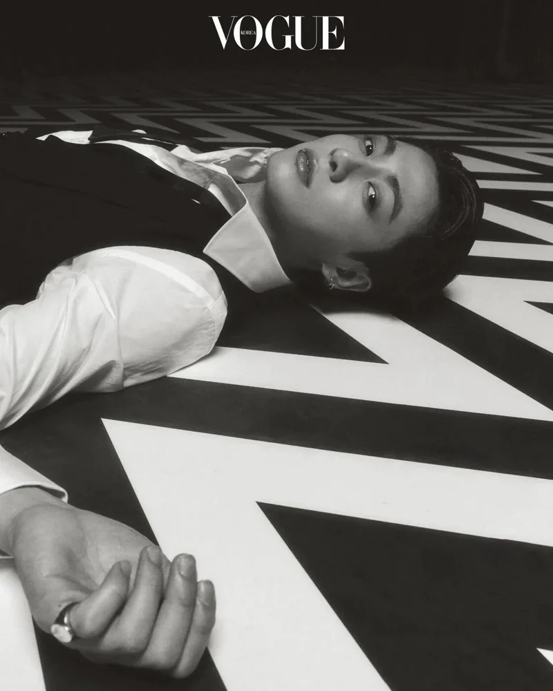 JUNGKOOK (BTS) - VOGUE (2023 OCTOBER ISSUE)