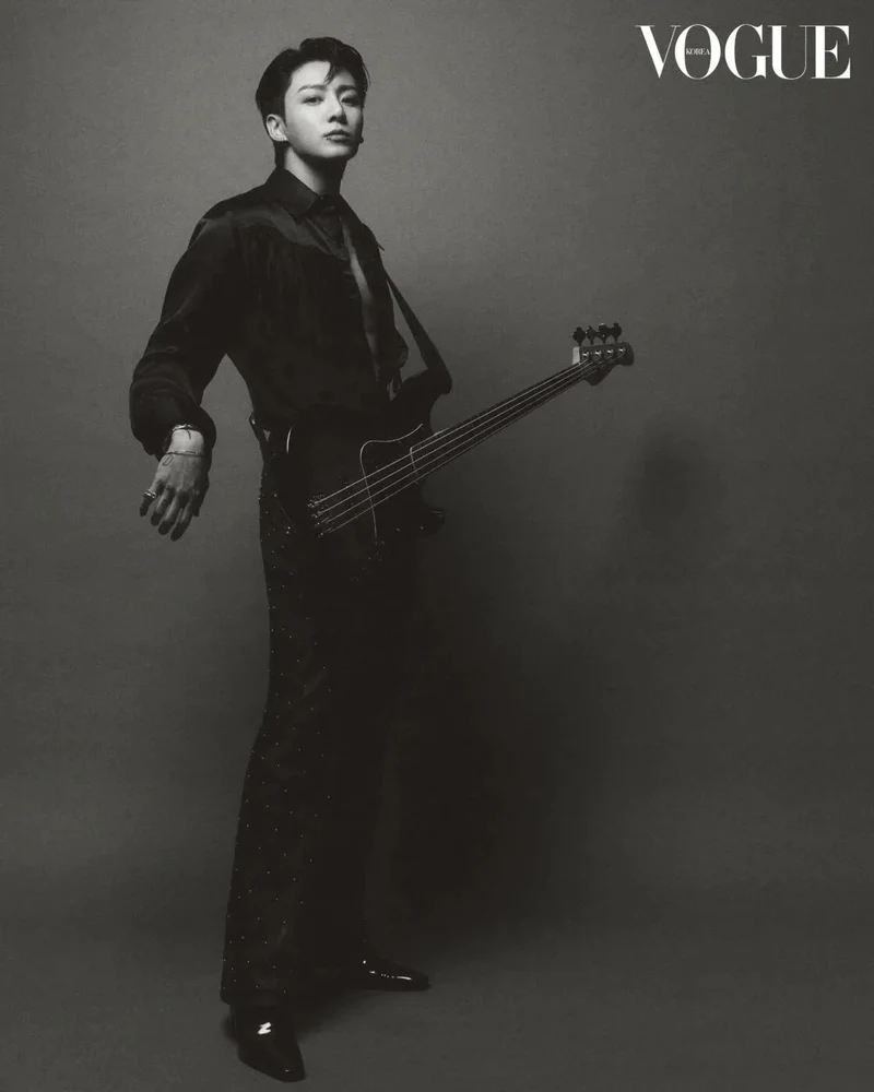 JUNGKOOK (BTS) - VOGUE (2023 OCTOBER ISSUE)