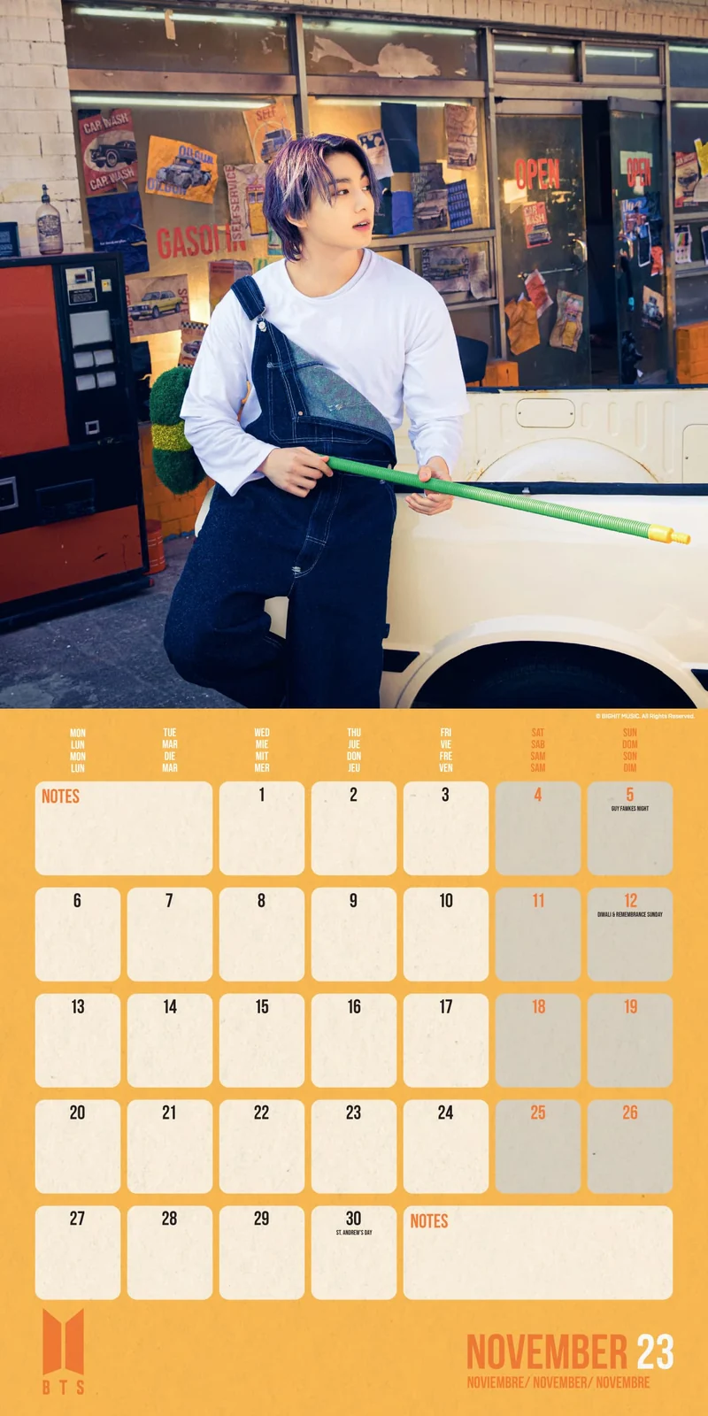 BTS - OFFICIAL BTS BANGTAN BOYS 2023 CALENDAR