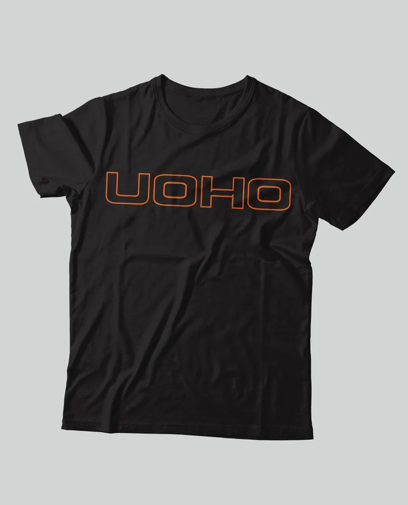 UOHO - Camiseta "Logo" Negra
