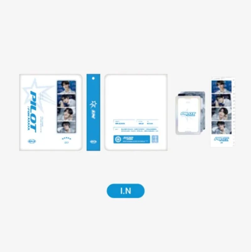 Stray Kids - Stray Kids COLLECT BOOK SET [PILOT : FOR ★★★★★]