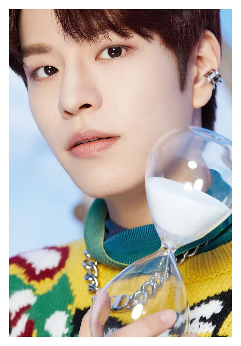 STRAY KIDS - DICON DFESTA (3D Lenticular Cover)