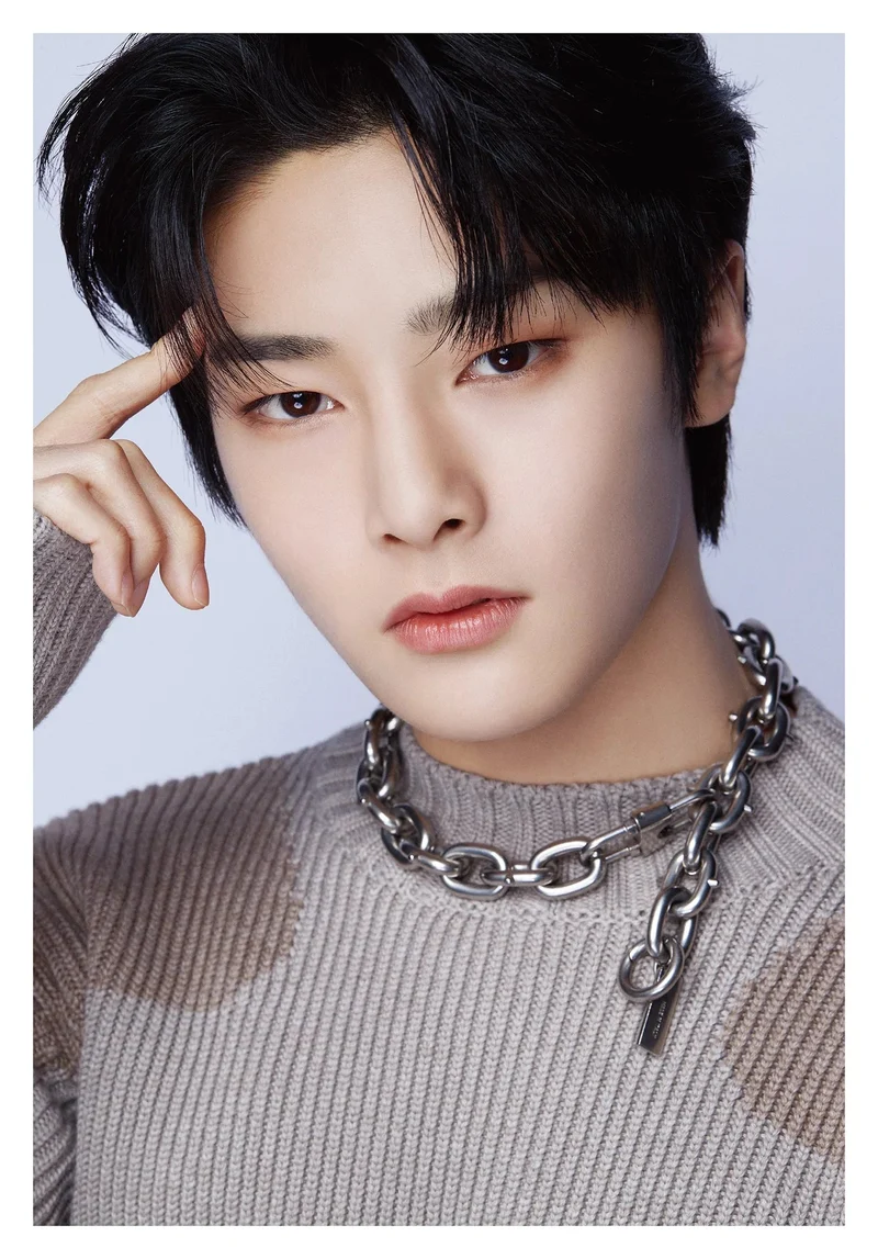 STRAY KIDS - DICON DFESTA (3D Lenticular Cover)