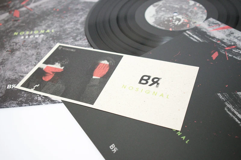 Bromo | No signal [Ltd. Edition Poster+Postcard]