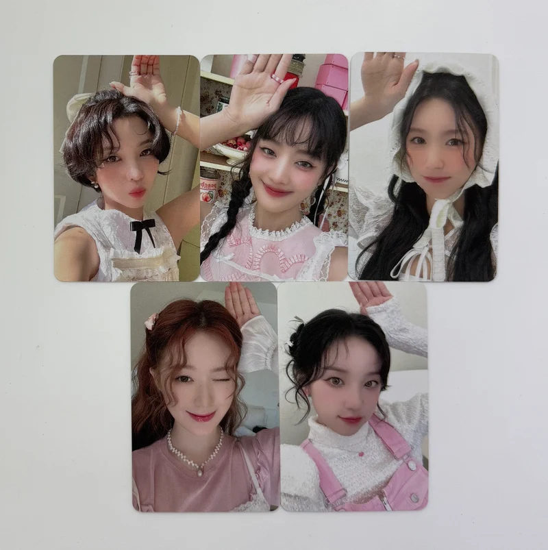 [(G)I-DLE] 2025 Seasons' Greetings : POB Photocard