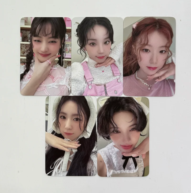 [(G)I-DLE] 2025 Seasons' Greetings : POB Photocard