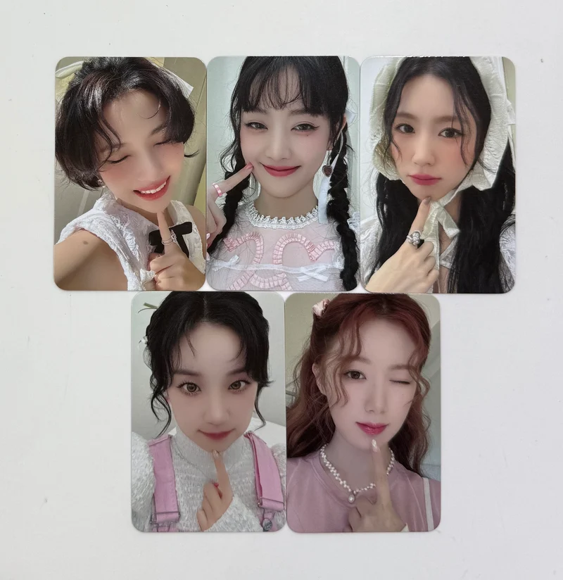 [(G)I-DLE] 2025 Seasons' Greetings : POB Photocard